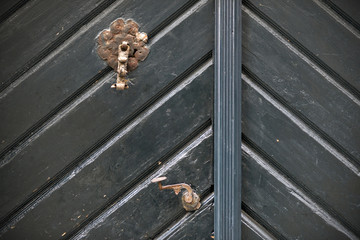 Old doors, handles, locks, lattices and windows