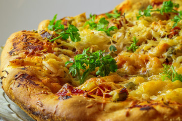  pizza with cheese