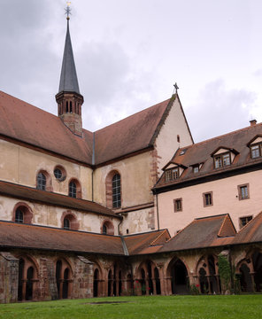 Kirche in der Stadt Bronnbach