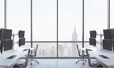 A modern trader's workplaces in a bright modern open space office. White tables equipped with modern trader's stations and black chairs. New York panoramic view. 3D rendering.
