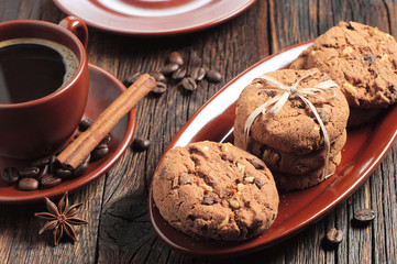 Chocolate cookies and coffee