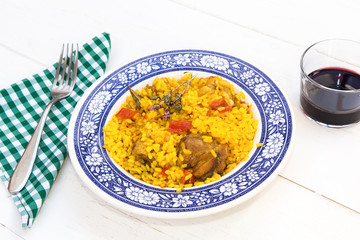 Rice with chicken and vegetables in bowl