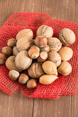 Walnüsse, Haselnüsse, Mandeln und Pekan Nüsse