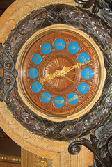 Fototapeta na wymiar PARIS, FRANCE - DECEMBER 16, 2011: Clock inside of Opera National de Paris (Grand Opera or Garnier Palace)