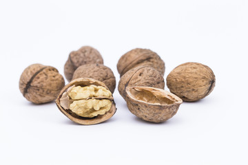 Walnüsse isoliert