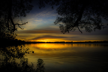 Fototapeta na wymiar Sunset Lake