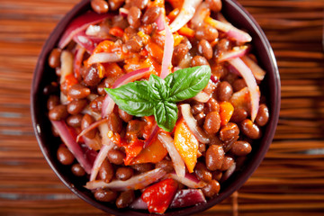 Bean salad with peppers and onion