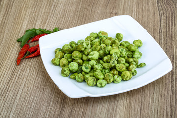Wasabi peas