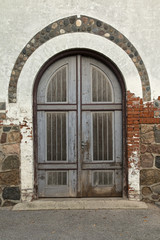 Fototapeta na wymiar Old Double Door