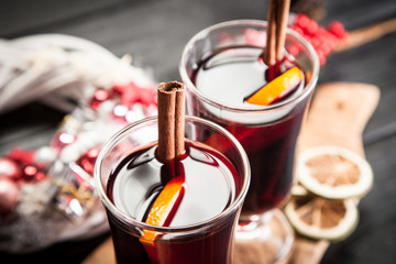 Mulled wine with cinnamon and orange