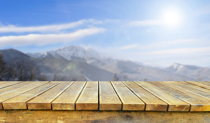 empty table