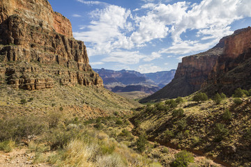 Fototapeta na wymiar View on bright Angel Trail, Grand Canyon