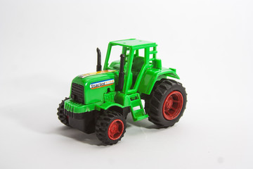 Obraz premium Toy tractor isolate