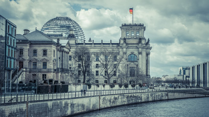 Fototapeta na wymiar bundestag at berlin