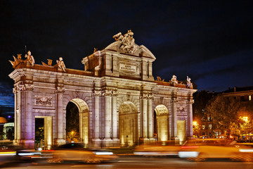 Fototapeta premium Madrid, Puerto de Alcalá