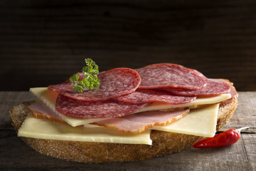 Open sandwich with meat