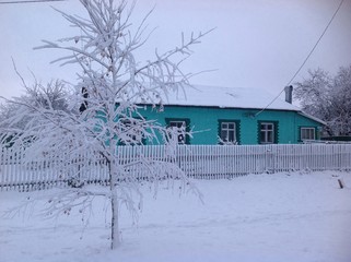 домик в деревне зимой © soniaforyou