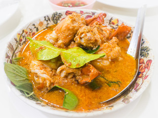 Curry fried shrimps, traditional Thai food