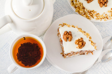 Carrot cake with walnuts