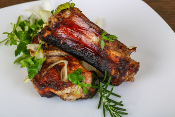 Grilled pork ribs