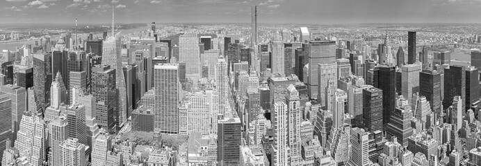 Black and white aerial view of Manhattan, NYC.