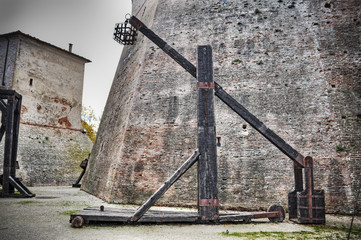antique catapult in hdr