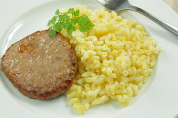 steak haché et pâtes 17112015