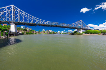 BRISBANE, AUS - NOV 13 2015: Brisbane Story Bridge and the river