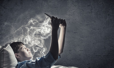 Surfing internet before sleep