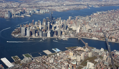 Aerial view of Lower Manhattan, and skyline of New York City © Thomas Barrat
