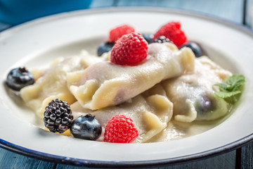 Sweet dumplings with fresh fruits