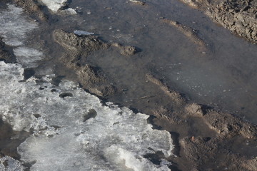 грязь и снег