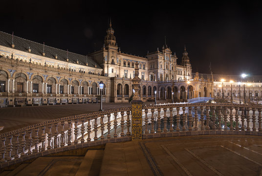 Hermosa y monumental plaza de España de Sevilla, Andalucía