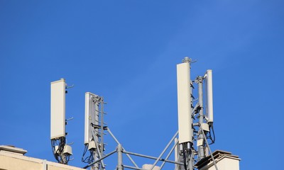 Antennes relais de téléphonie mobile