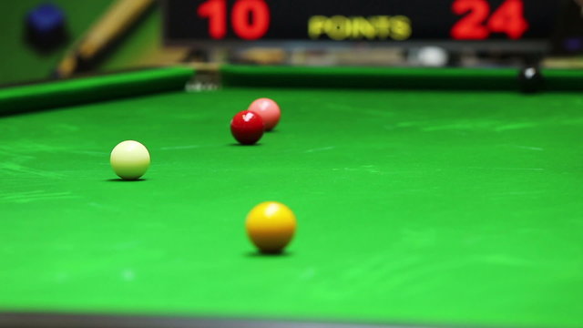 snooker referee put blue ball on point