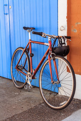 Fototapeta na wymiar red vintage bicycle