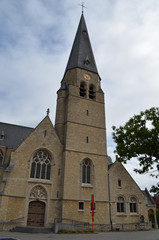 Fototapeta na wymiar Church with tower in Belgian village