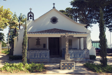 kleine kirche in cascais, portugal