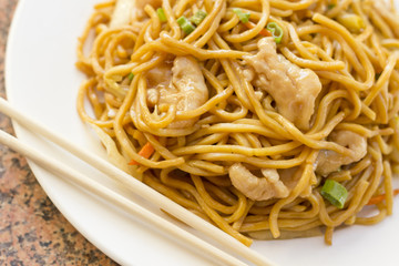 Chinese Chicken Lo Mein