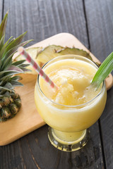 pineapple smoothie