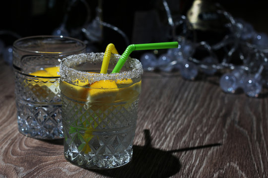 glass ice lemon