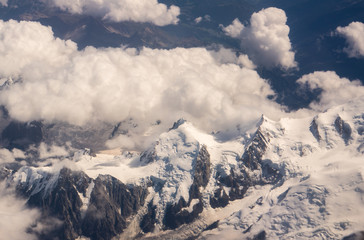 Fototapeta na wymiar Alpen Luftbild
