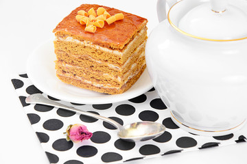 Cake with Condensed Milk, Nuts and Honey.