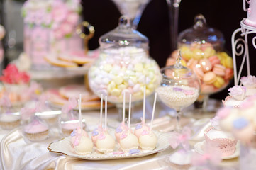 Fototapeta na wymiar Beautiful desserts, sweets and candy table