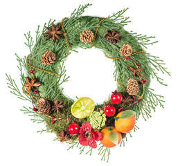 Fototapeta na wymiar Christmas wreath decoration isolated on white background