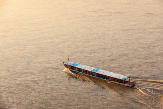 Mekong river boat tours
