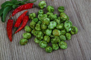 Wasabi peas
