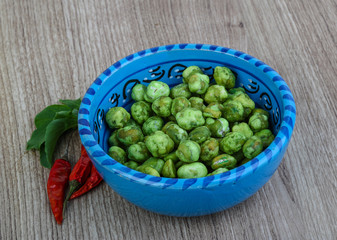 Wasabi peas