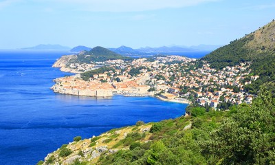 Fototapeta na wymiar Panoramic view of Dubrovnik old Town in Croatia