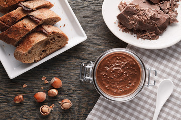 Hazelnut spread with nuts pieces